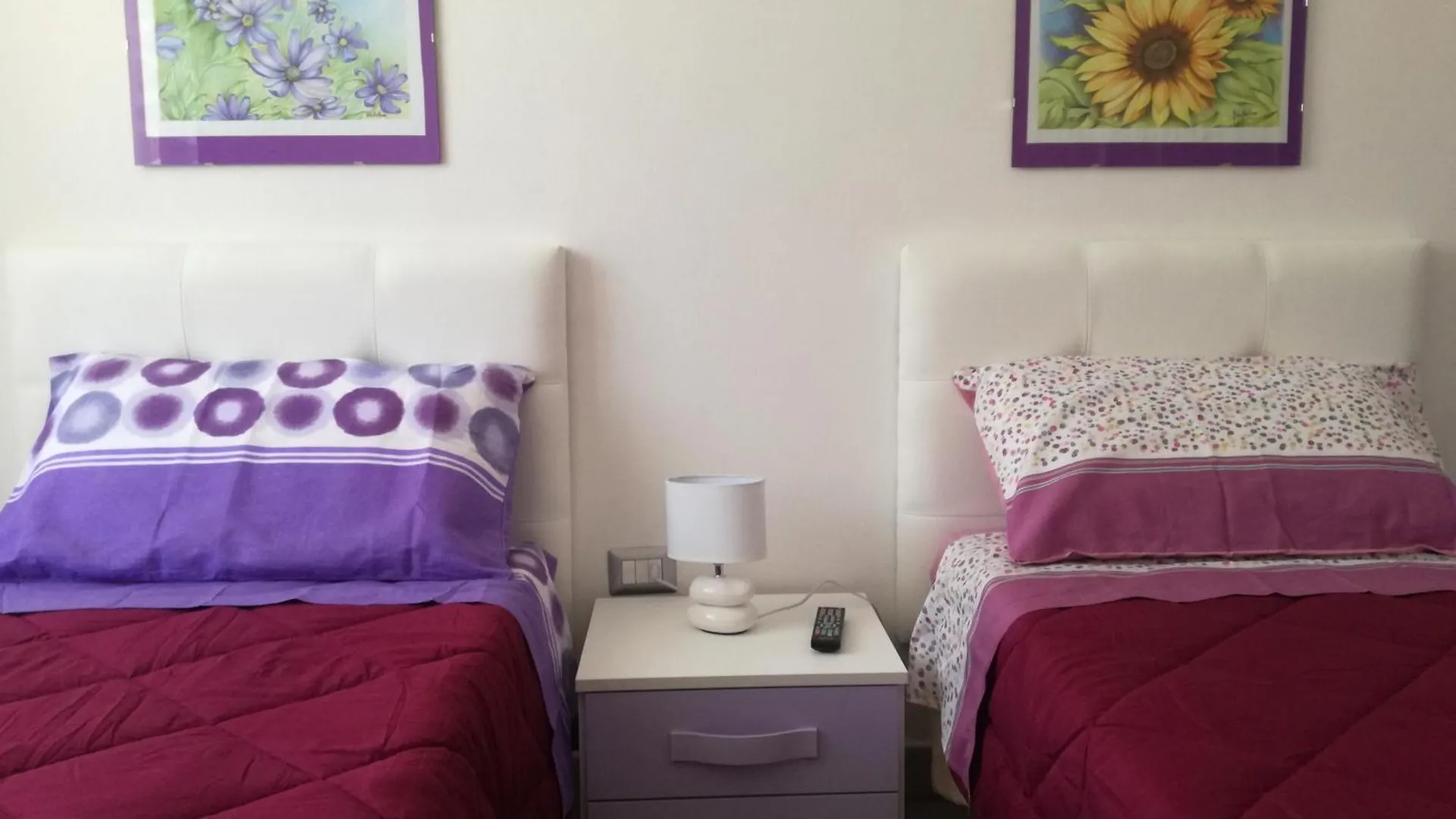 House Of Colours - Relax, Arte E Confort Per Coppie, Famiglie E Gruppi Alguer Italia