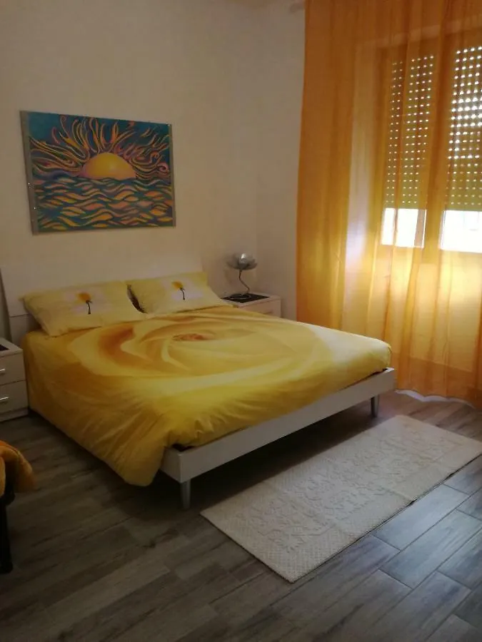 House Of Colours - Relax, Arte E Confort Per Coppie, Famiglie E Gruppi Alguer 0*,  Italia
