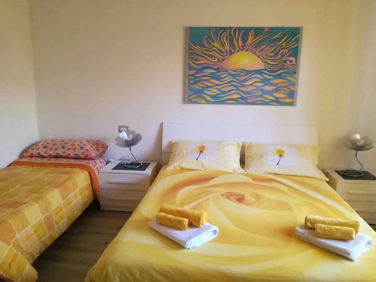 House Of Colours - Relax, Arte E Confort Per Coppie, Famiglie E Gruppi Alguer 0*,
