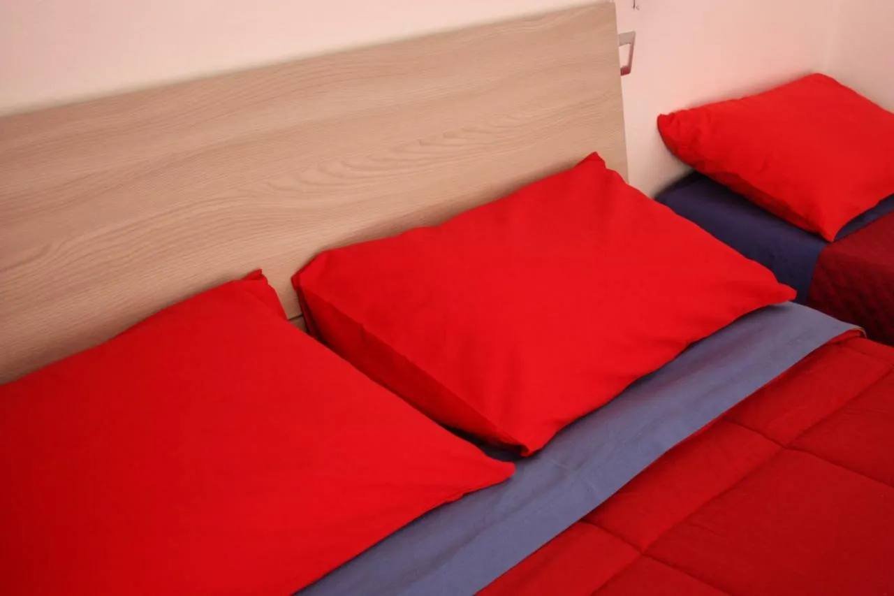 House Of Colours - Relax, Arte E Confort Per Coppie, Famiglie E Gruppi Alguer Italia