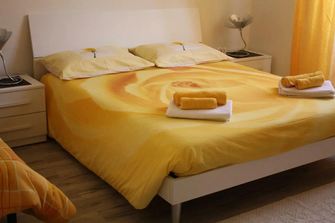 House Of Colours - Relax, Arte E Confort Per Coppie, Famiglie E Gruppi Alguer